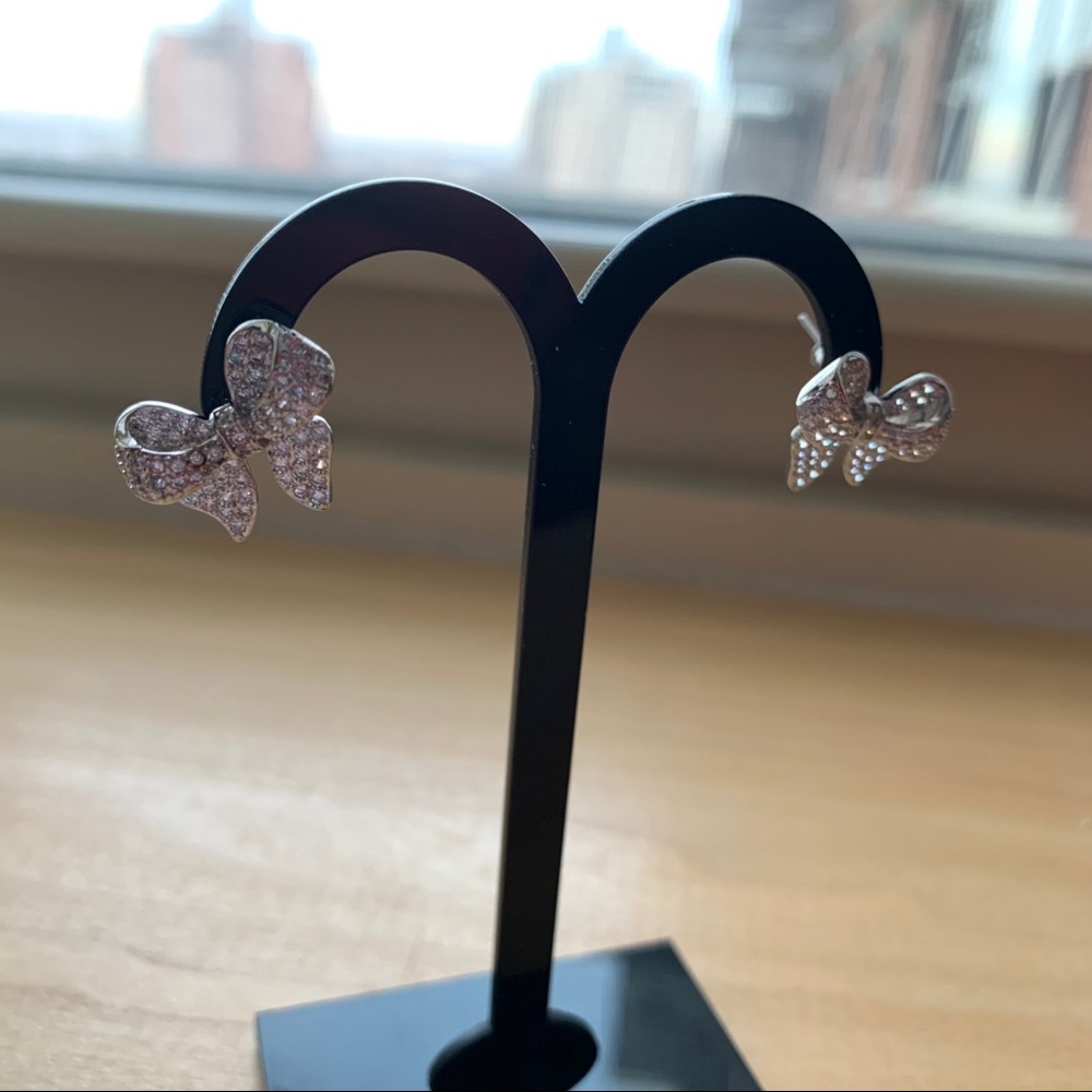 Brand new bow earring studs